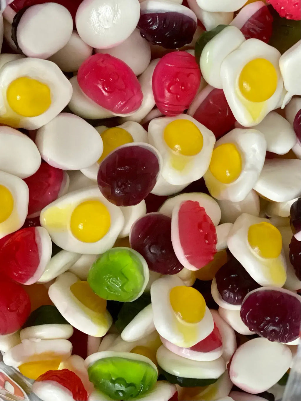HARIBO Eggs Galore Fruit Flavour Jelly & Foam Sweets Sharing Bag 140g   ( UK )