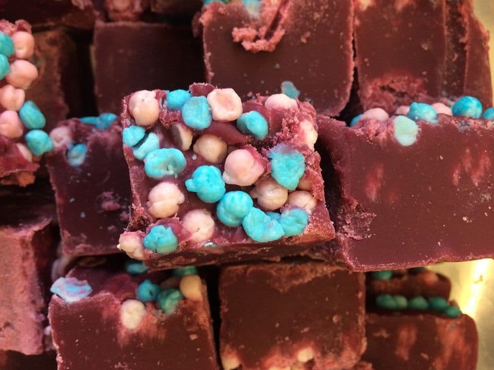 The Fudge Factory  Millions Fudge 100g  (UK)