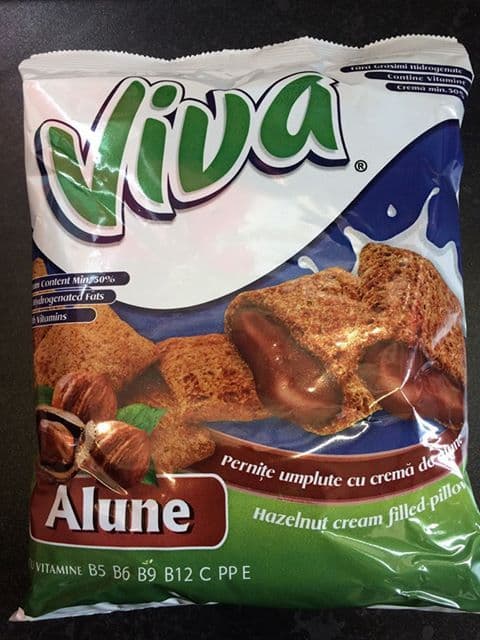 Viva Hazelnut Cream Filled Pillows 200g bag  (Romania)