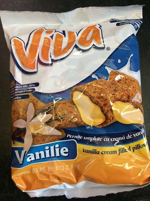 Viva Vanilla Cream Filled Pillows 200g bag  (Romania)