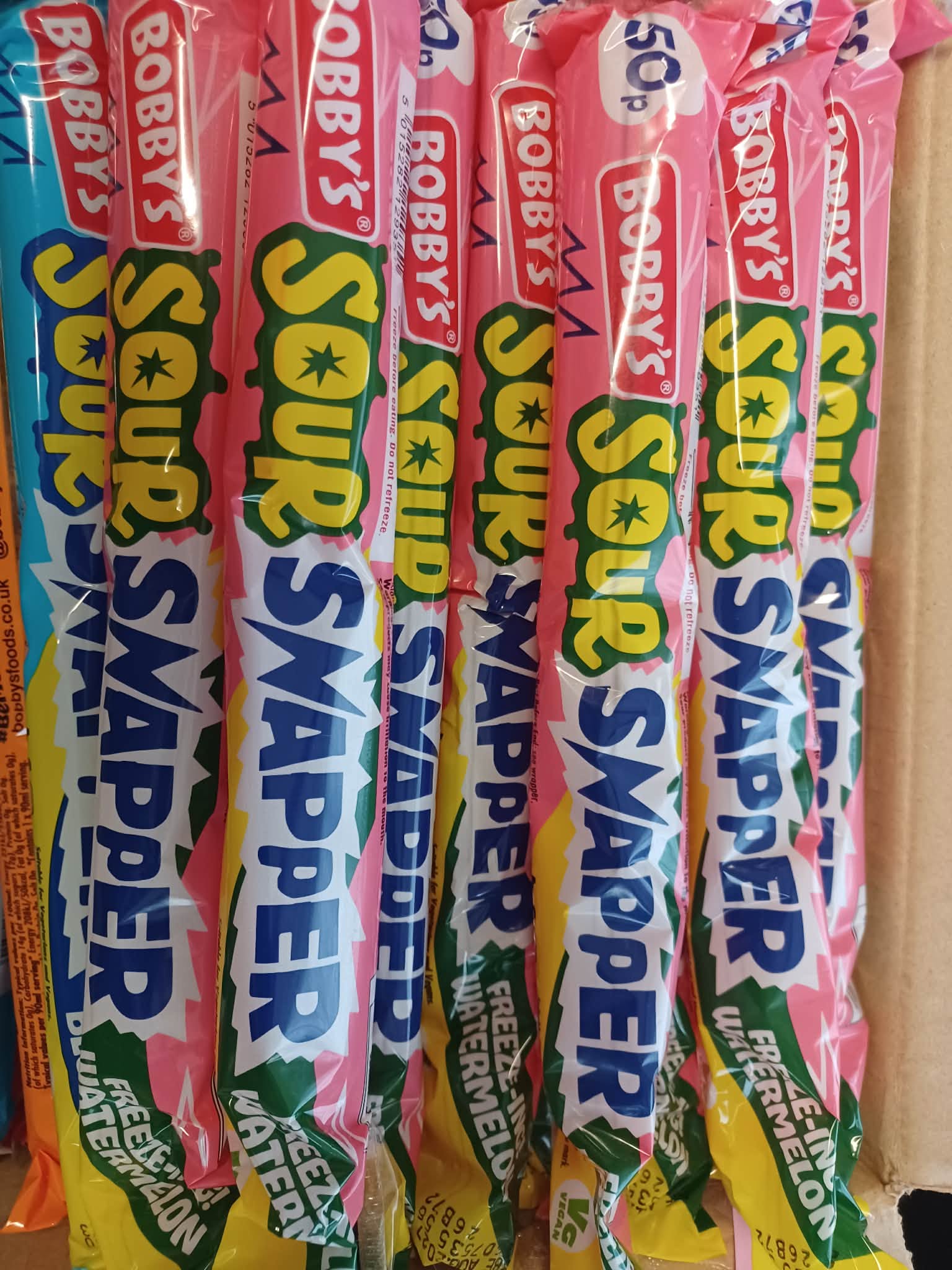 Bobby's Sour Ice Snappers  UNFROZEN ( UK )